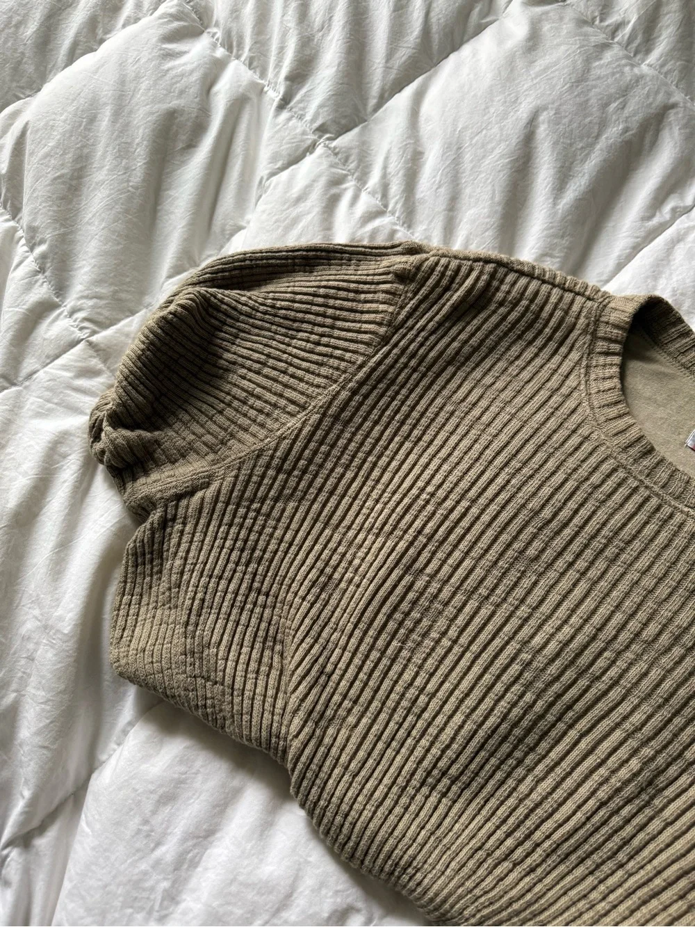 Free people beach Ribbed bubble hem crop top in Olive/ecru